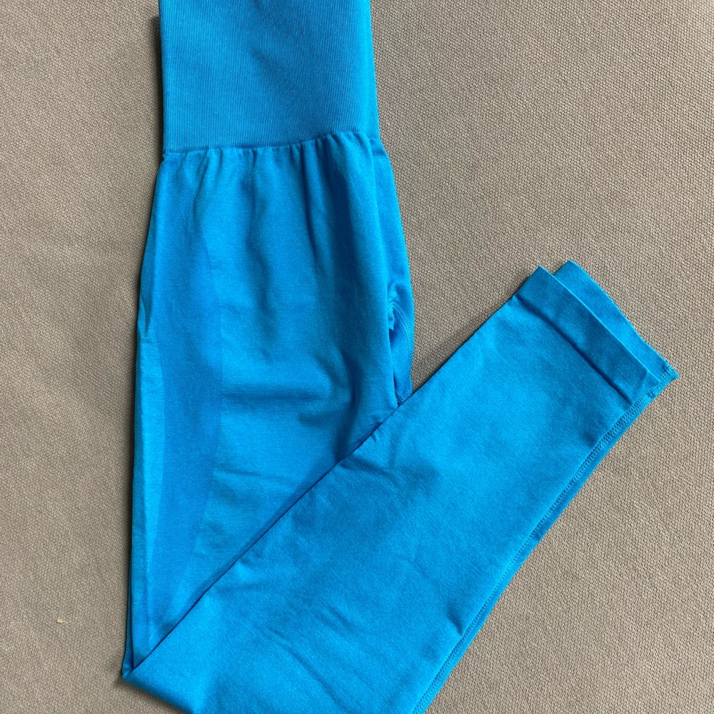 NVGTN Aqua Curve Seamless Leggings